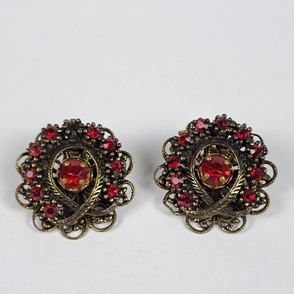 Vintage Clip On Earings Ruby Red Rhinestone Round Detailed